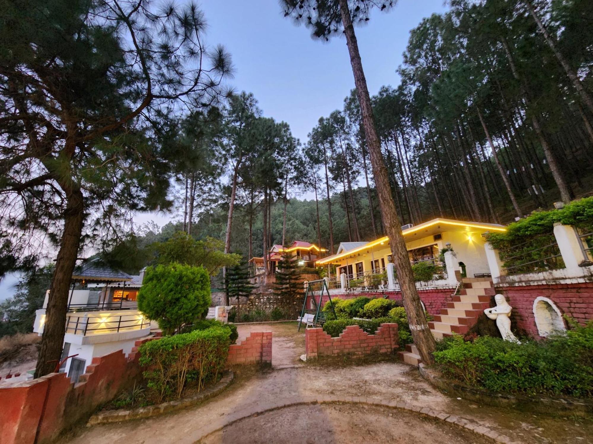 Pine Valley Resort كاساولى المظهر الخارجي الصورة